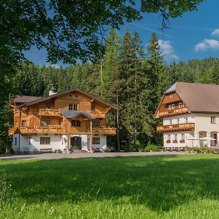 Bio-Holzhaus Und Landhaus Heimat ラムサウ・アム・ダッハシュタイン エクステリア 写真