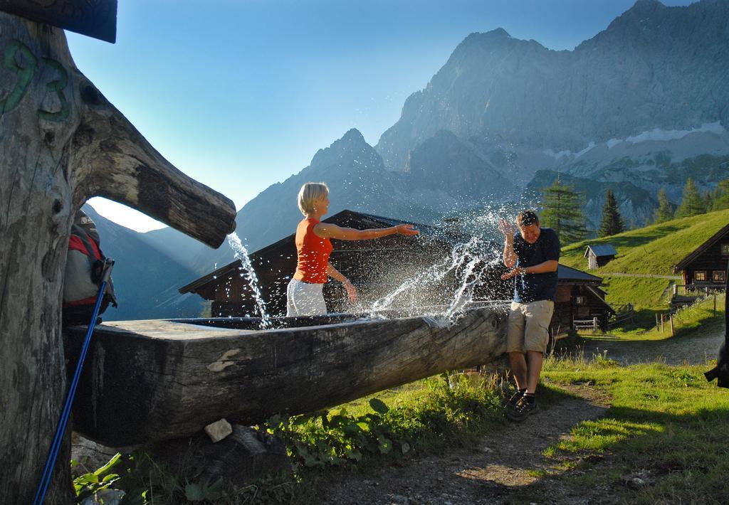 Bio-Holzhaus Und Landhaus Heimat ラムサウ・アム・ダッハシュタイン エクステリア 写真